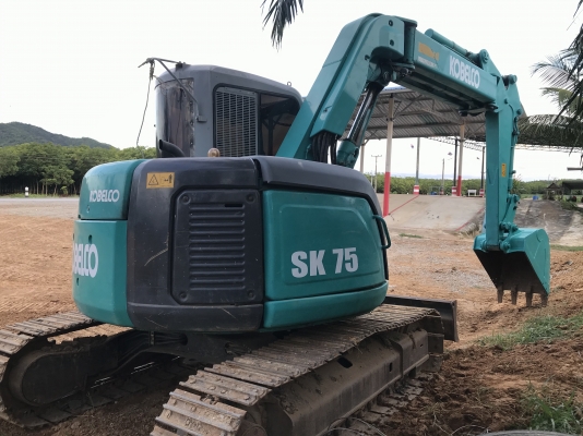 ขายSK75-6 สภาพดีพร้อมใช้งาน แอร์เย็น เครื่องดี แอวแน่น สนใจสอบถามได้ครับ 0843461542