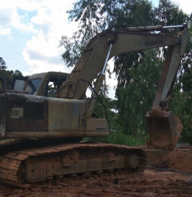 ขาย 495,000 บาท KOMATSU PC200