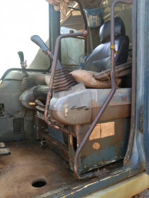 ขาย 495,000 บาท KOMATSU PC200