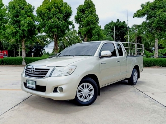 Toyota Vigo 2.7 J แคปเปิดได้ เบนซิน+CNG ประหยัด คืนทุนไว