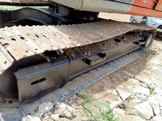 ขายHITACHI ZX120-1 เก่านอกแท้  เดิมๆๆ  มีลายแย๊ก  เครื่องปั๊มแห้ง..ใช้งานมา 6 พันกว่าๆๆ ชั่วโมง  โทร 089-3818694 จ๊อย