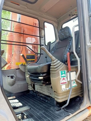 ขายHITACHI ZX120-1 เก่านอกแท้  เดิมๆๆ  มีลายแย๊ก  เครื่องปั๊มแห้ง..ใช้งานมา 6 พันกว่าๆๆ ชั่วโมง  โทร 089-3818694 จ๊อย
