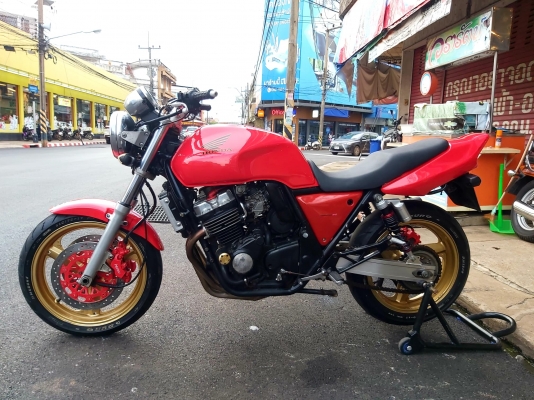ขาย HONDA CB400 ปี98 เวอร์ชั่นS ไมล์แดง เดิมๆ สีสวย มีท่อแต่ง โช๊คหลังแต่ง แฮนด์บาร์ กันล้ม เครื่องด