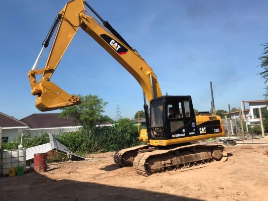 ⭐⭐Komatsu 130-6 ใช้งาน 9000ช.ม ไฟฟ้าครบ เอวแน่น ช่วงล่างเต็ม เอกสารอินวอยซ์ เจ้าของขายเอง