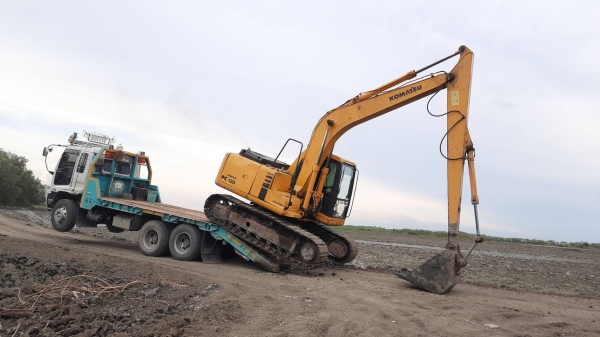⭐⭐Komatsu 130-6 ใช้งาน 9000ช.ม ไฟฟ้าครบ เอวแน่น ช่วงล่างเต็ม เอกสารอินวอยซ์ เจ้าของขายเอง