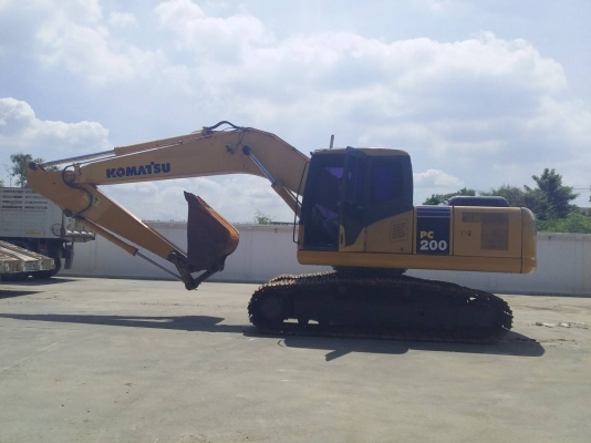 ⭐⭐⭐Komatsu 200-7ใช้งาน 2&times;&times;&times;&times;ช.ม ซีเรียล C7321ไฟฟ้าครบเครื่องดีช่วงล่างเต็ม เ