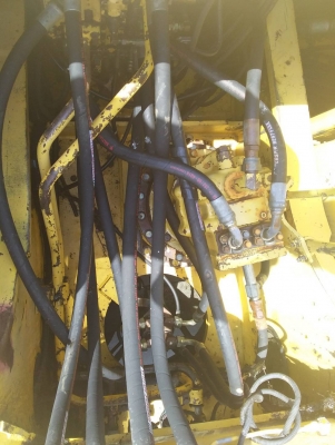 ⭐⭐⭐Komatsu 200-7ใช้งาน 2&times;&times;&times;&times;ช.ม ซีเรียล C7321ไฟฟ้าครบเครื่องดีช่วงล่างเต็ม เ
