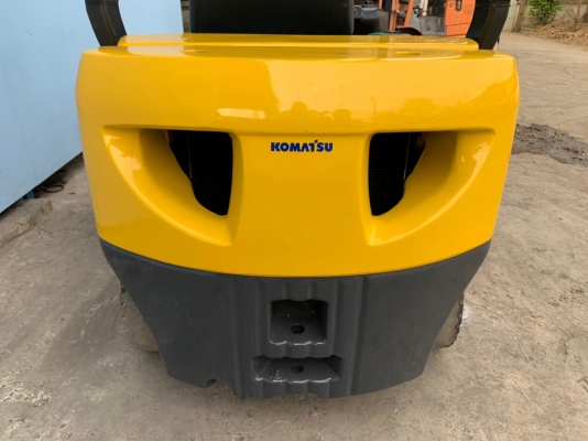 ขายรถโฟล์คลิฟท์มือสอง เสา 4.5 เมตร ชนิด 3 ท่อน เสาเข้าตู้ FSV ยกได้ 1.8 ตัน KOMATSU FD18T นำเข้าจากญ