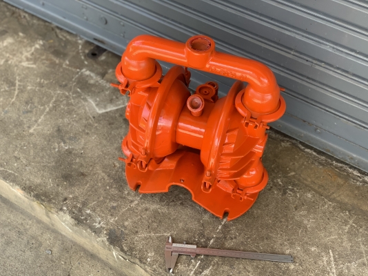 ขายปั๊มไดอะแฟรม Wilden Pump made in USA. ขนาด 1.5นิ้ว สภาพสวยแทบไม่เคยใช้งาน ดูดแรง พร้อมใช้งาน ราคา 9,500 บาท
