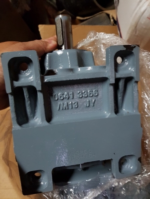 ขาย Gear Motor SEW รุ่น R37 DRS71S4 ของใหม่ ได้มาเพิ่ม