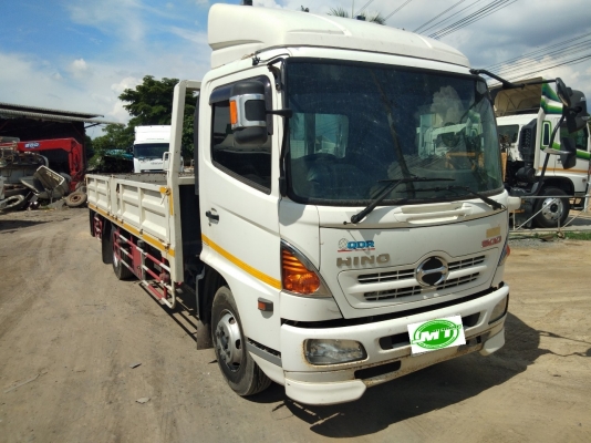 HINO FC9J175 ปี58 6ล้อกระบะพื้นเรียบ ยาว 5.50 สภาพสวย HINO FC9J175 ปี58 6ล้อกระบะพื้นเรียบ ยาว 5.50 สภาพสวย
