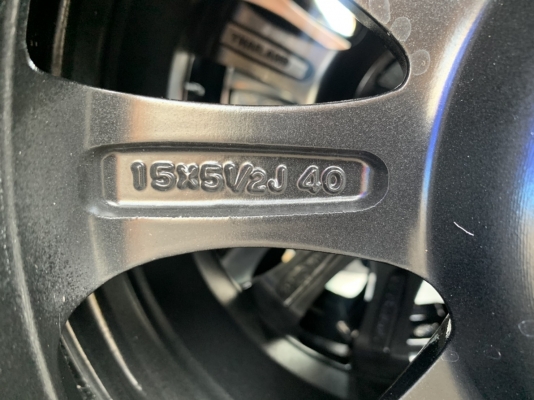ล้อแม็ก Mazda 2 Skyativ ขอบ 15 สีดำปัดเงา พร้อมยางป้ายแดง 185-65-15 Dunlop ปี 19 สวยกริ๊บ