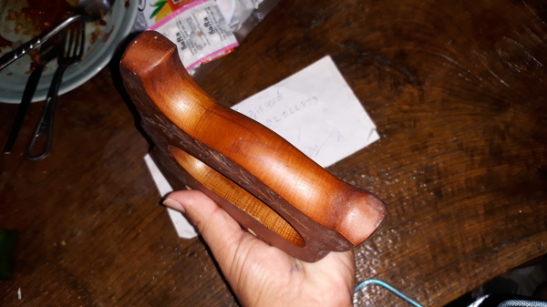 ขายด้ามเลื่อยไม้งานเก่าเก็บMADE IN USA.เก่าเก็บ