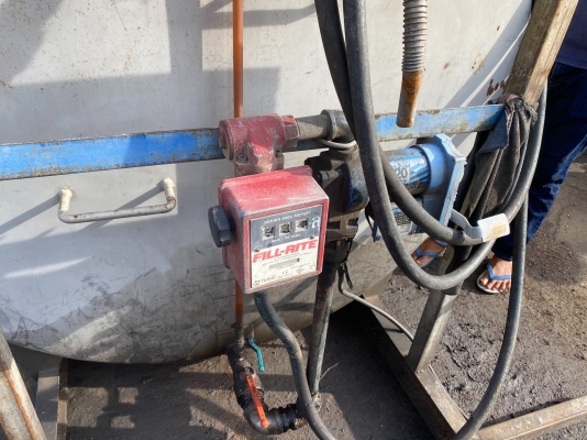 ถังน้ำมัน2500ลิตรพร้อมหัวจ่ายใช้ไฟแบตเตอรี่รถยนต์ ถังน้ำมัน2500ลิตรพร้อมหัวจ่ายใช้ไฟแบตเตอรี่รถยนต์