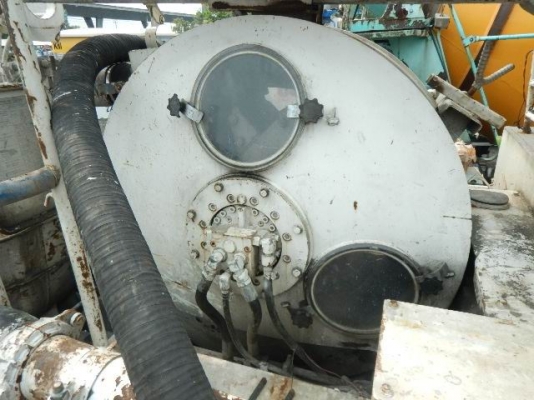 ขาย เครื่องปั๊มคอนกรีต  CONCRETE PUMP-NO BRAND น้ำหนัก 2,400 KG