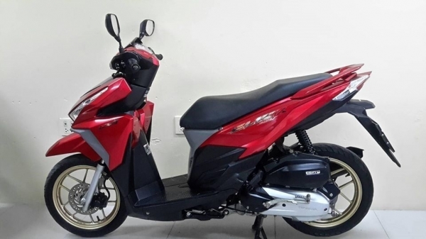 Honda Click125i LED ตัวท็อป ล้อแม็ค ปี2018 โฉมใหม่ 5275 กม. เอกสารพร้อมโอน
