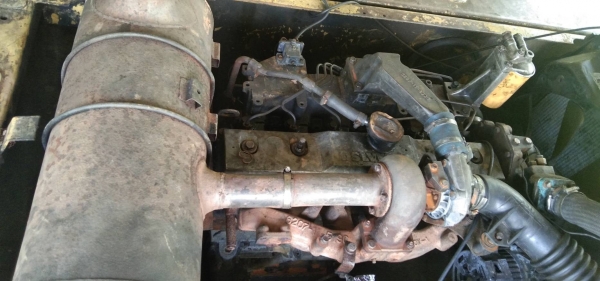 ขาย 495,000 บาท KOMATSU PC200 รุ่น 6