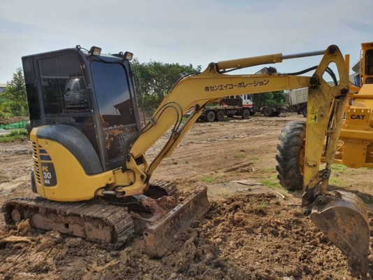ขาย 695,000 บาท Komatsu Pc30MR GALEO ขาย 695,000 บาท Komatsu Pc30MR GALEO
