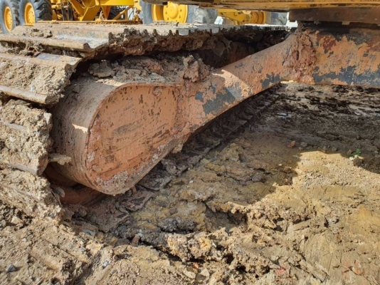 ขาย 695,000 บาท Komatsu Pc30MR GALEO