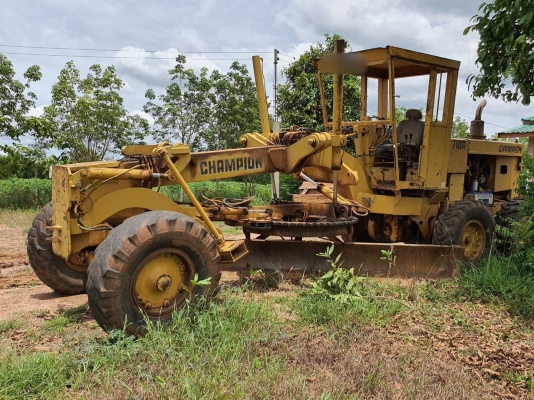 ขาย 485,000  รถเกรด CHANPIOM 710A