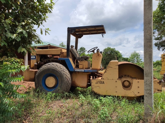 ขาย 375,000 รถบด 10 ตัน Komatsu JV100A. 1 เพลา