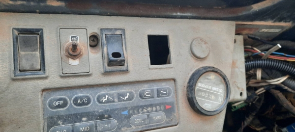 ขาย!! &gt;&gt;&gt; Komatsu PC120 รุ่น 6 เครื่องปั้มดี ระบบดี &lt;&lt;&lt; เบอร์ติดต่อ 098-7155789 086-4631102