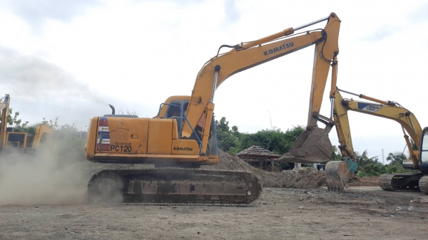 ขาย!! >>> Komatsu PC120 รุ่น 6 เครื่องปั้มดี ระบบดี <<< เบอร์ติดต่อ 098-7155789 086-4631102 ขาย!! >>> Komatsu PC120 รุ่น 6 เครื่องปั้มดี ระบบดี <<< เบอร์ติดต่อ 098-7155789 086-4631102