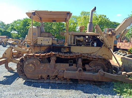 แทร็คเตอร์ รถดันดินตีนตะขาบCAT D6C 140 แรงม้า เกียร์ตัด รถพร้อมใช้งานตามสภาพ