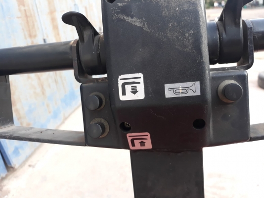 โฟล็คลิฟไฟฟ้า แบบเดินตาม 500กิโลกรัม ใช้งานได้