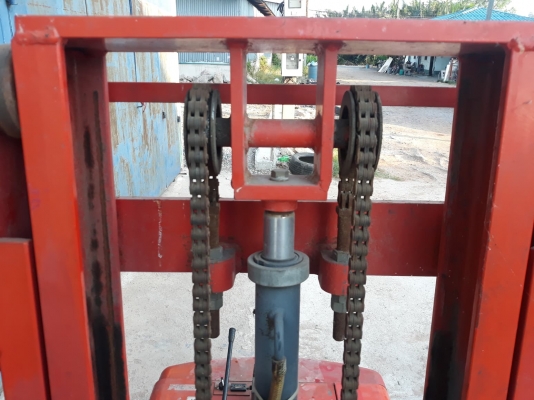 โฟล็คลิฟไฟฟ้า แบบเดินตาม 500กิโลกรัม ใช้งานได้