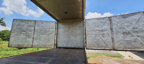 ขายตู้ 10 บาน ขนาด ยาว7.20 กว้าง2.40 ต่อรองราคาได้