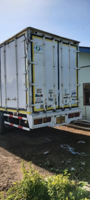 ขายตู้ 10 บาน ขนาด ยาว7.20 กว้าง2.40 ต่อรองราคาได้