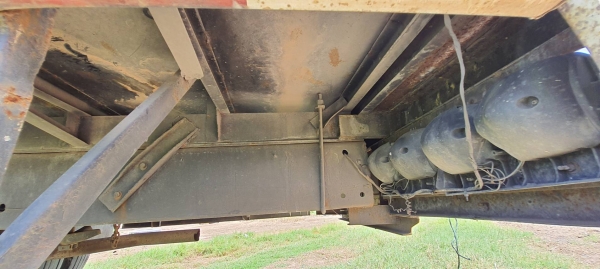 ขายตู้ 10 บาน ขนาด ยาว7.20 กว้าง2.40 ต่อรองราคาได้