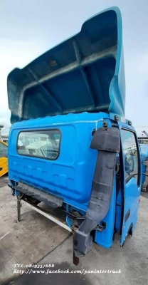 SALE*งานตามหา!! หัวเก๋ง รถบรรทุกไซค์ 6 ล้อกลาง / CABIN ISUZU : NPR หัวการ์ตูน (สีน้ำเงิน) (รุ่นยกหัวได้/มีหมวก)