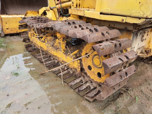 ขาย 155,000 รถแทรดเตอร์ Komatsu D20P-5
