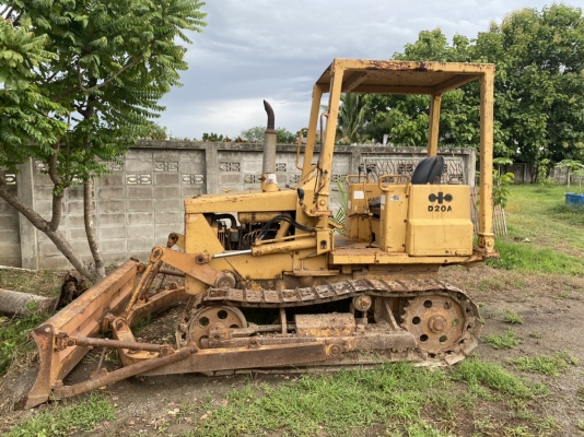 ขาย 155,000 รถแทรดเตอร์ Komatsu D20A-5 ขาย 155,000 รถแทรดเตอร์ Komatsu D20A-5