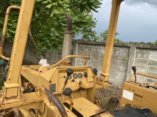ขาย 155,000 รถแทรดเตอร์ Komatsu D20A-5