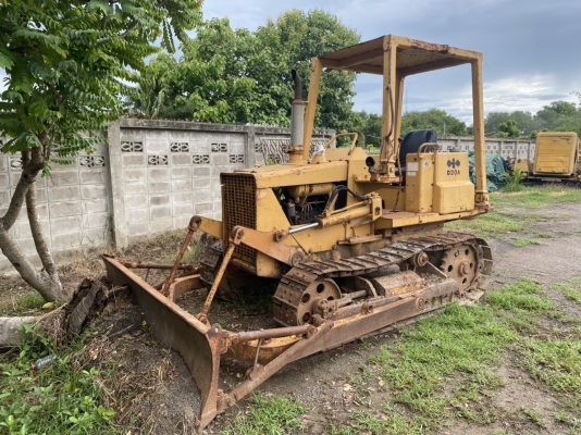 ขาย 155,000 รถแทรดเตอร์ Komatsu D20A-5 ขาย 155,000 รถแทรดเตอร์ Komatsu D20A-5