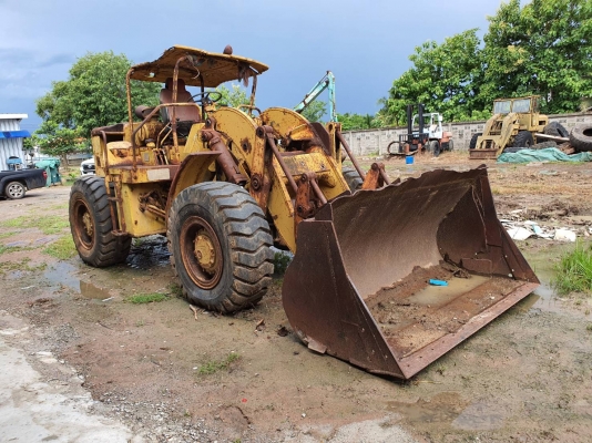 ขายเหมา 3 คัน 695,000 บาท รถตักล้อยาง CATTERPILAR 910 -920 - 950