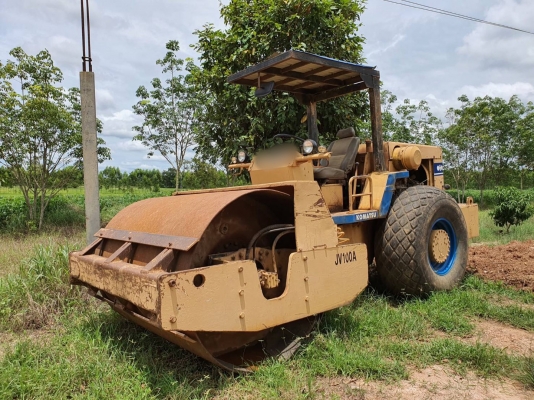 ขาย 375,000 รถบด 10 ตัน Komatsu JV100A