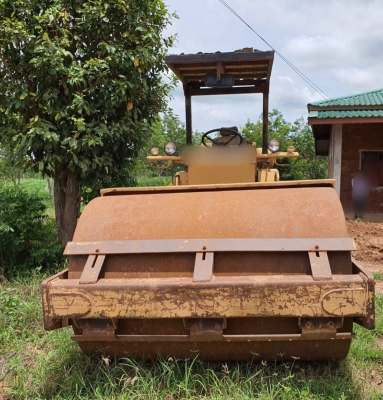 ขาย 375,000 รถบด 10 ตัน Komatsu JV100A