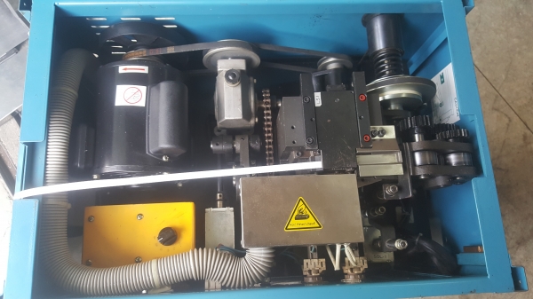 ขายเครื่องรัดกล่องกึ่งอัตโนมัติAKEBONO Made in Japan รุ่น SP757 ขายเครื่องรัดกล่องกึ่งอัตโนมัติAKEBONO Made in Japan รุ่น SP757