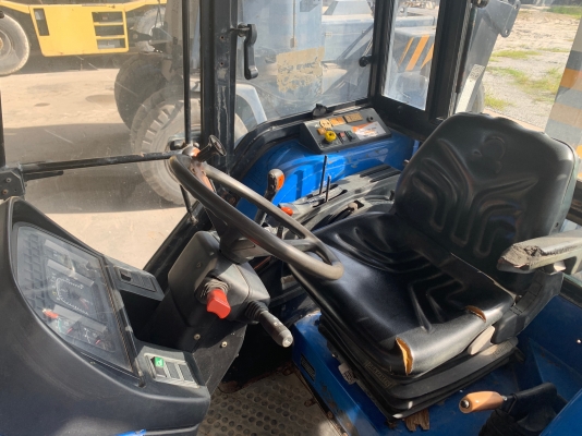 รถไถ New Holland TS100 เก่านอกแท้ 100 แรงม้า 4 สูบเทอร์โบ เกียร์ 16x16 สวยพร้อมใช้งานครับ