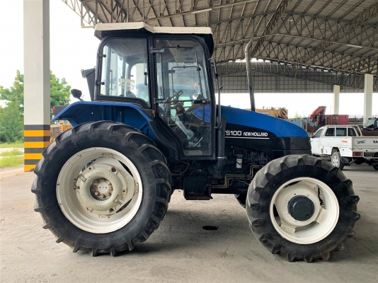 รถไถ New Holland TS100 เก่านอกแท้ 100 แรงม้า 4 สูบเทอร์โบ เกียร์ 16x16 สวยพร้อมใช้งานครับ