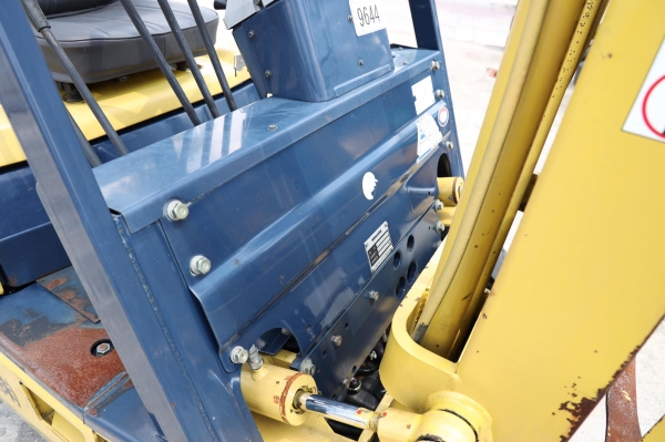 Komatsu FD15H-15 ยก1.5ตัน เสา4เมตร งาสไลด์ ดีเซล นำเข้าจากญี่ปุ่น