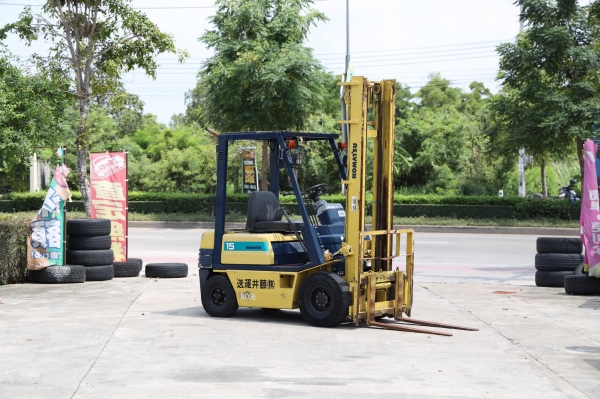 Komatsu FD15H-15 ยก1.5ตัน เสา4เมตร งาสไลด์ ดีเซล นำเข้าจากญี่ปุ่น