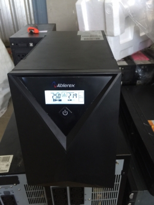 เครื่องสำรองไฟ ยี่ห้อ Ablerex รุ่น GR1500 ขนาด 1500VA 900W ขนาด 15x30x20 ซม.ของใหม่ ใช้งานได้ปกติ ไม