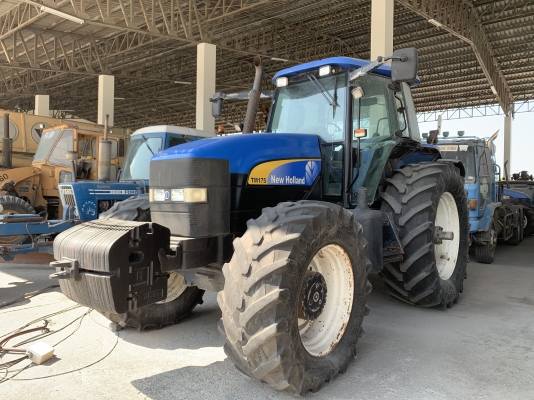 ขายรถไถ New Holland TM175 เก่านอก 175 แรงม้า 6 สูบเทอร์โบ อินเตอร์คูลเลอร์ เกียร์ 18x6 สภาพสวย