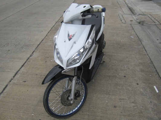 ขายด่วน click-i ปี 52 รถบ้านเครื่องดีราคาถูกๆทะเบียนพร้อมโอน