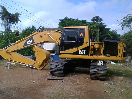 ขายด่วน!..รถแบคโฮ CAT 320 เก็บงานสวยมาทั้งคัน มีทะเบียน.